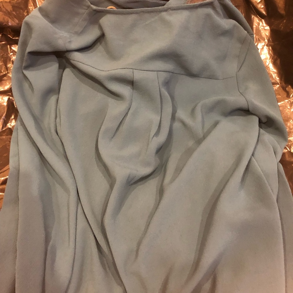STAIN IS REMOVABLE